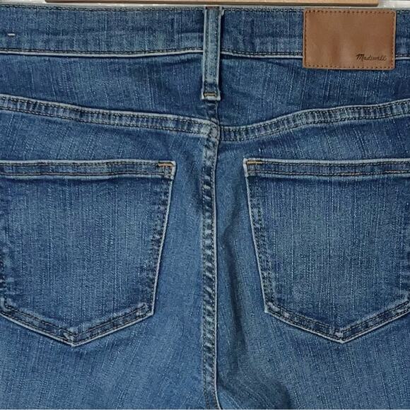 Madewell 8" Mid Rise Skinny Jeans in Ames Wash Medium Blue women's size 27 - Picture 14 of 15